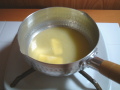 バターを沸騰させる